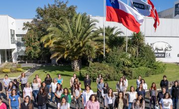 칠레에서 빠르게 성장하는 양돈 산업에서 다양성과 리더십을 제공하는 여성 인력