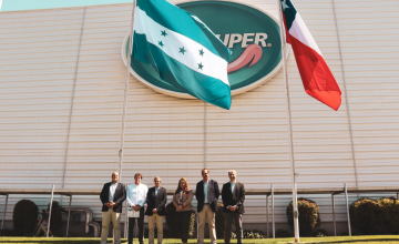 Honduran Ambassador visits Agrosuper’s Rosario plant Honduran Ambassador visits Agrosuper’s Rosario plant
